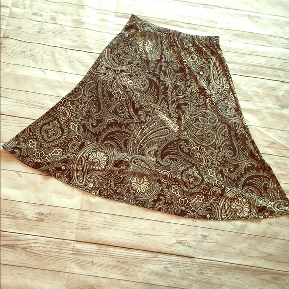 Chico's Size 1 Black & Tan Flowing Stretchy Skirt - Picture 1 of 5